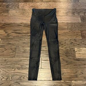 Spanx Faux Leather Skinny Pull On Mid Rise Size L